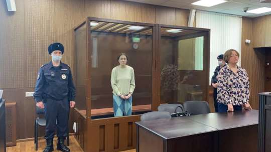 2 года тюрьмы в 22 года. Бросившая «коктейль Молотова» в полицейских студентка получила реальный срок 