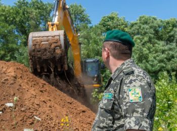 строительство “стены” на российско-украинской границе отложено