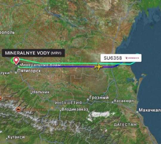Самолет авиакомпании «Россия», на борту которого находились 111 человек, экстренно сел в Минводах (ВИДЕО)