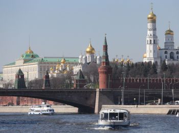 медведев распорядился подготовить ответные меры на продление антироссийских санкций