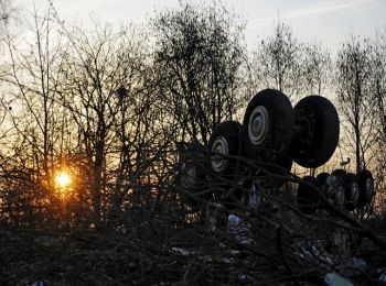 польша обвинила российских авиадиспетчеров по делу о крушении самолета под смоленском