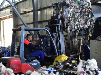 коммунальные платежи могут подорожать на 15% из-за переработки мусора