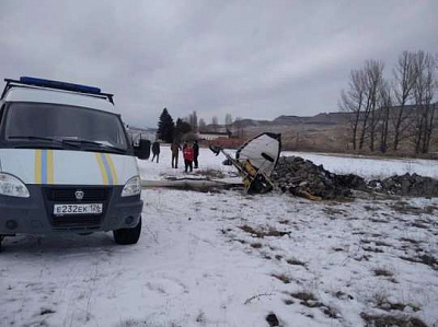 в ставропольском крае в результате падения дельтаплана погибли двое человек