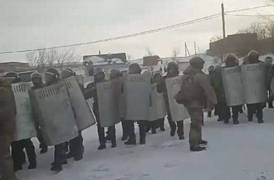 в башкирии задержали людей, поддержавших активиста движения за сохранение горы куштау (видео)